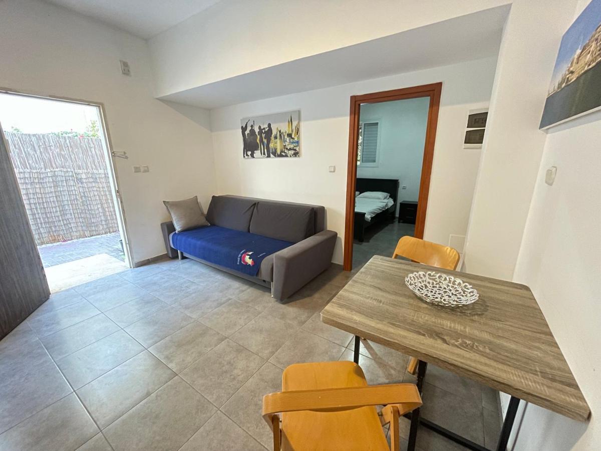 Miraks Harav Kuk Apartment Tel Aviv Exterior photo