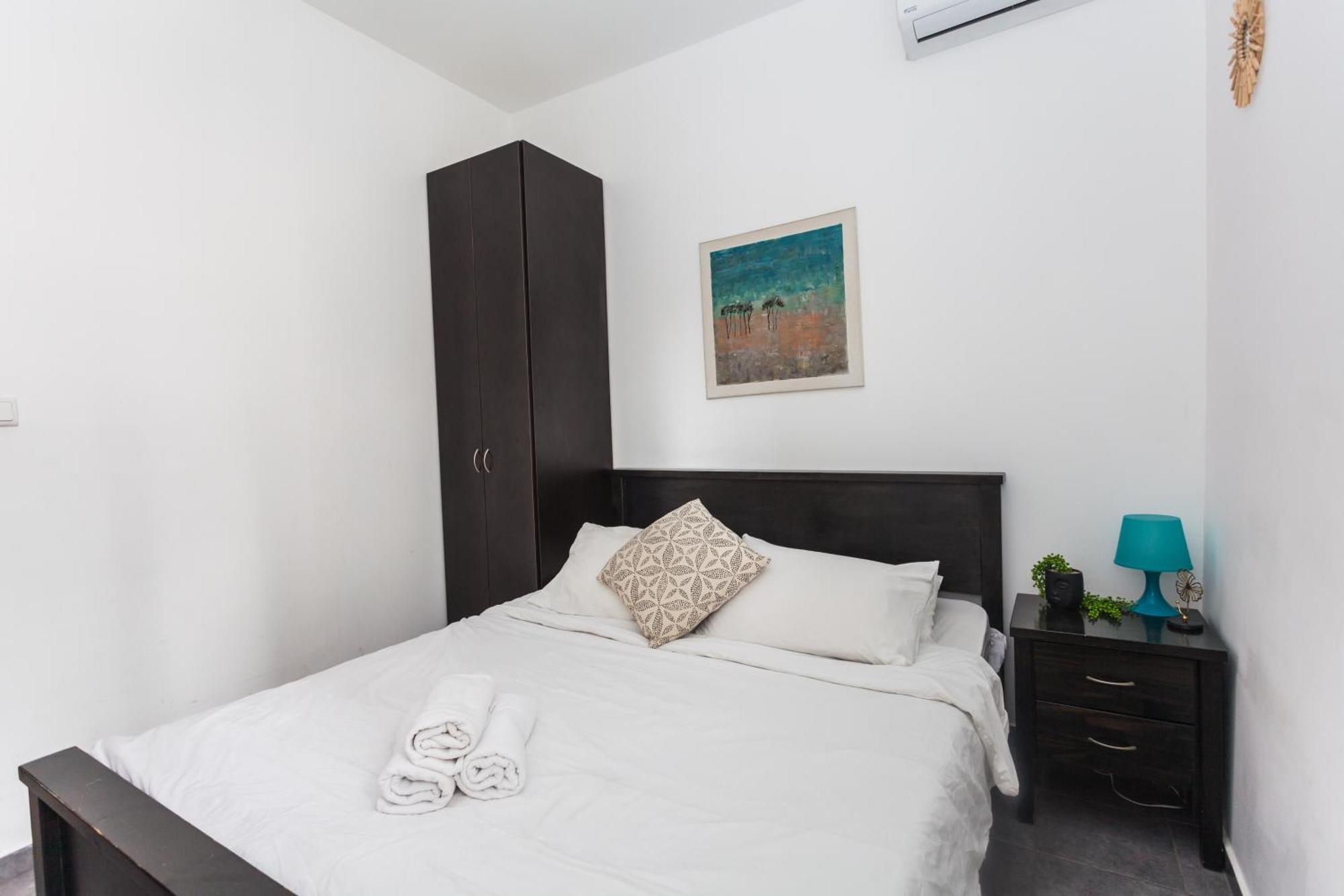 Miraks Harav Kuk Apartment Tel Aviv Exterior photo